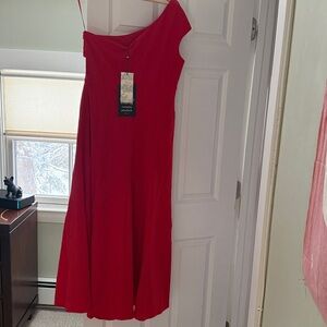 Tuckernuck x India Hicks | NEW Scarlet Carmen One Shoulder Dress Size M